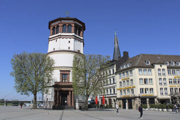 Der Schlossturm in Düsseldorf