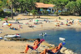 Die besten FKK-Strände für Camper in Korsika